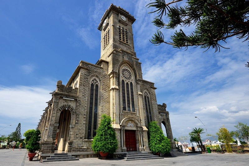 HÀ NỘI - NHA TRANG TEAMBUILDING - SUỐI KHOÁNG THÁP BÀ